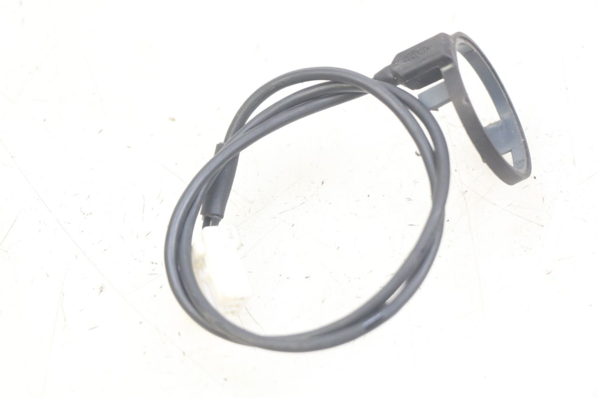 photo de RELÉ ELÉTRICO PEUGEOT SATELIS 125 (2010 - 2012) - Outro ângulo de visão