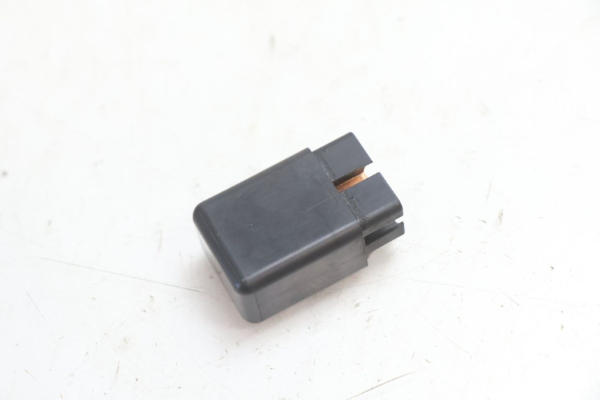 photo de RELÉ ELÉTRICO SUZUKI SV S 650 (2003 - 2009) - Zoom do estado de desgaste