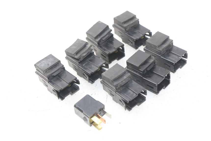 photo de RELÉ ELÉTRICO YAMAHA TDM ABS 900 (2002 - 2014) - Detalhe da peça