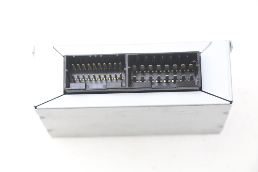 photo de RELÉ ELÉTRICO YAMAHA TDM ABS 900 (2002 - 2014) - Zoom do estado de desgaste