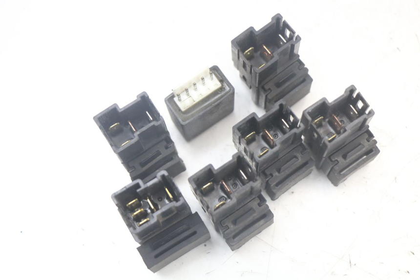 photo de RELÉ ELÉTRICO YAMAHA TDM ABS 900 (2002 - 2014) - Ampliação técnica