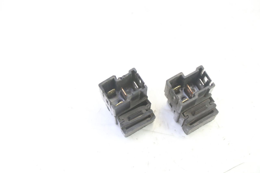 photo de RELÉ ELÉTRICO YAMAHA TDM ABS 900 (2002 - 2014) - Detalhe da peça