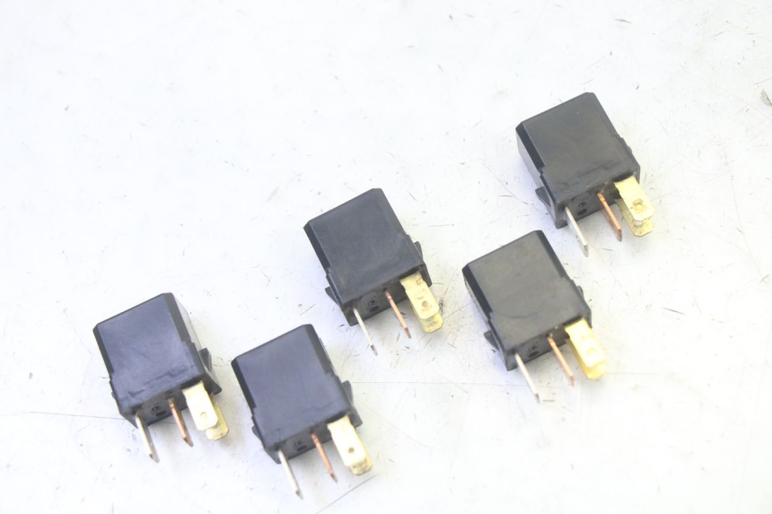 photo de RELÉ ELÉTRICO YAMAHA TDM ABS 900 (2002 - 2014) - Vista principal