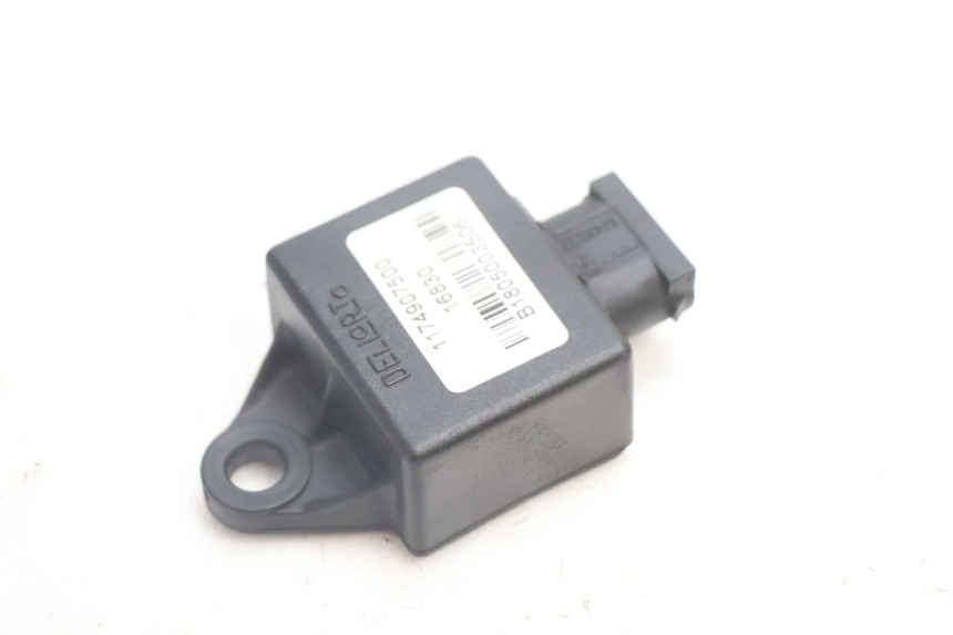 photo de RELÉ ELÉTRICO PEUGEOT TREKKER TKR 50 (2005 - 2014) - Detalhe da peça