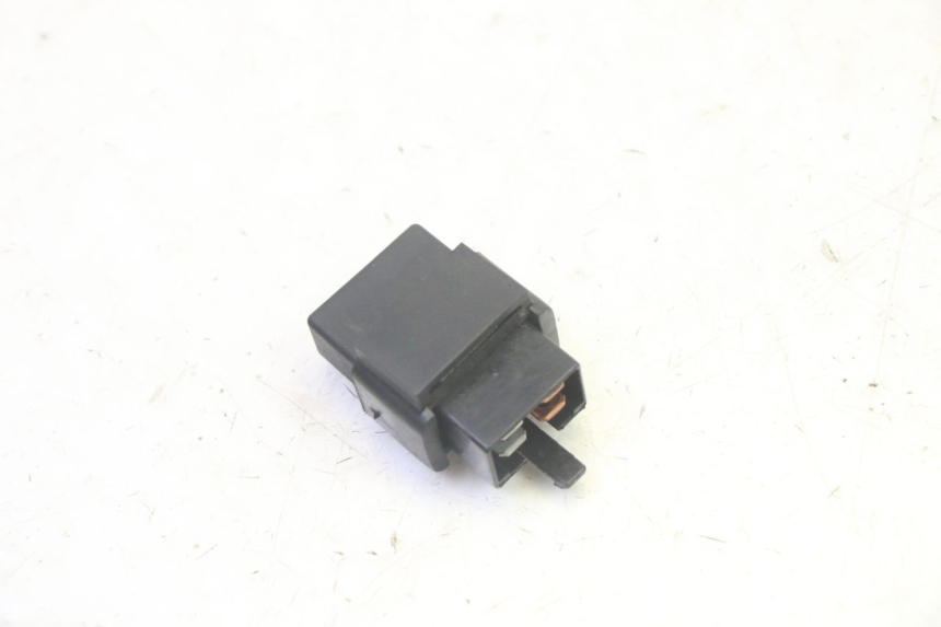 photo de RELÉ ELÉTRICO PEUGEOT TWEET PRO EFI 4T 50 (2021 - 2022) - Zoom do estado de desgaste