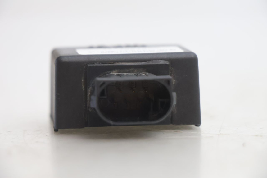 photo de RELÉ ELÉTRICO PEUGEOT VIVACITY 50 (2004 - 2009) - Outro ângulo de visão