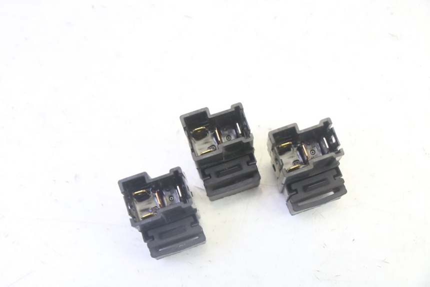 photo de RELÉ ELÉTRICO YAMAHA X-CITY XCITY 125 (2007 - 2013) - Detalhe da peça