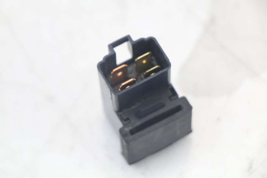 photo de RELÉ ELÉTRICO YAMAHA XMAX X-MAX 125 (2006 - 2009) - Detalhe da peça