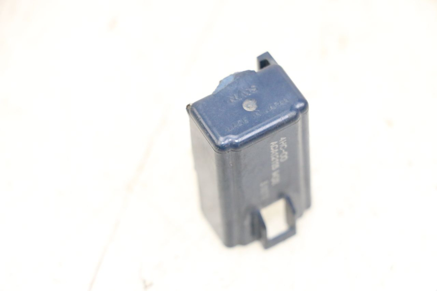 photo de RELÉ ELÉTRICO YAMAHA XMAX X-MAX 125 (2006 - 2009) - Detalhe da peça