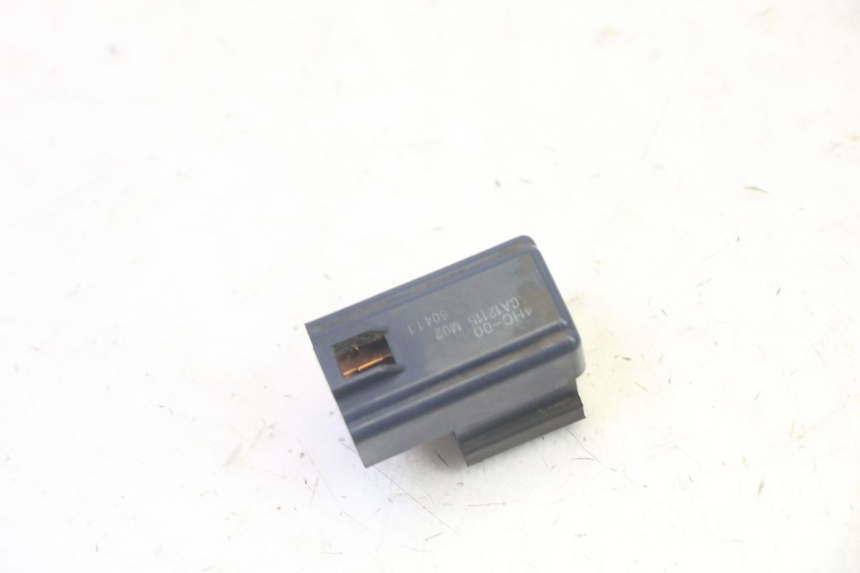 photo de RELÉ ELÉTRICO YAMAHA X-MAX XMAX 250 (2006 - 2009) - Detalhe da peça