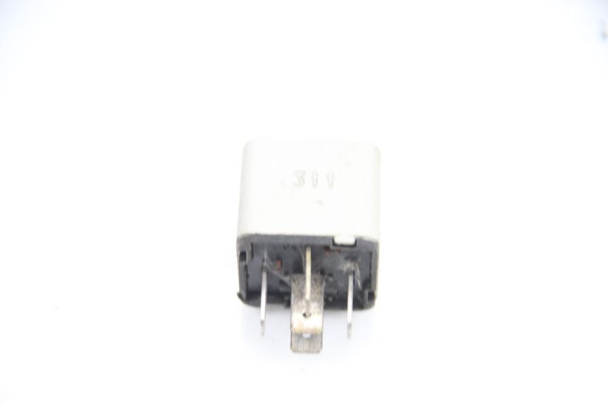 photo de RELÉ ELÉTRICO PIAGGIO X9 EVOLUTION 125 (2003 - 2007) - Outro ângulo de visão