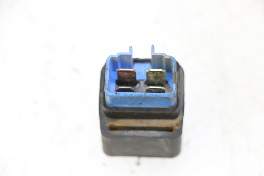 photo de RELÉ ELÉTRICO YAMAHA XJN DIVERSION 600 (2000 - 2003) - Zoom do estado de desgaste