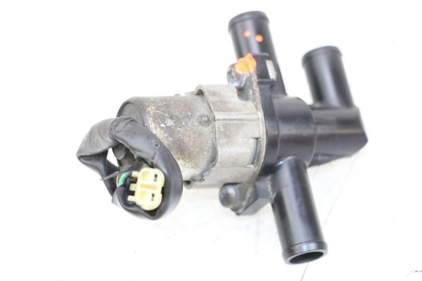 photo de RELÉ ELÉTRICO YAMAHA FZ1 FAZER 1000 (2007 - 2009) - Zoom do estado de desgaste