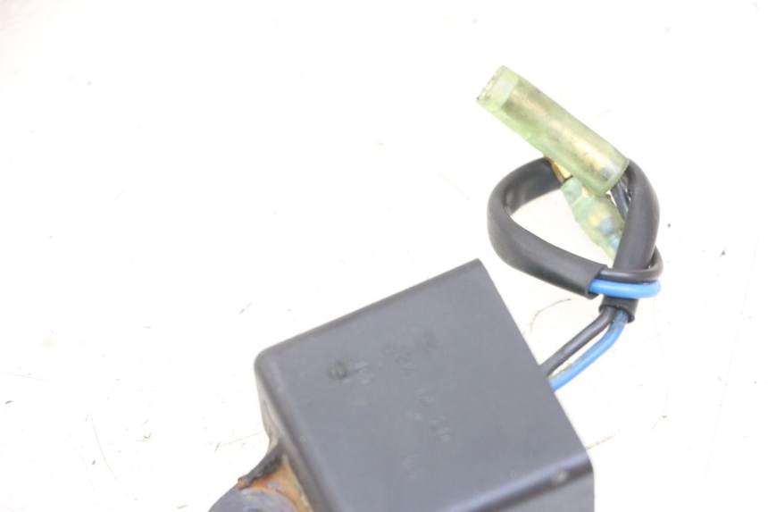 photo de RELÉ ELÉTRICO YAMAHA NEO'S NEOS 2T EASY 50 (2013 - 2016) - Detalhe da peça