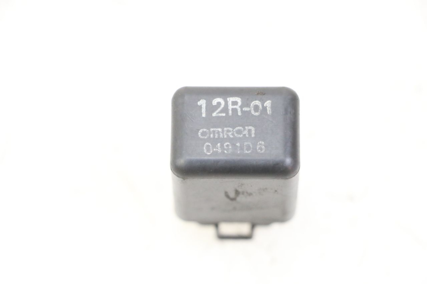 photo de RELÉ ELÉTRICO YAMAHA SR 125 (1982 - 2003) - Detalhe da peça