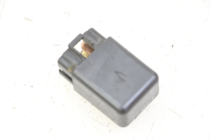 photo de RELÉ ELÉTRICO YAMAHA SR 125 (1982 - 2003) - Zoom do estado de desgaste