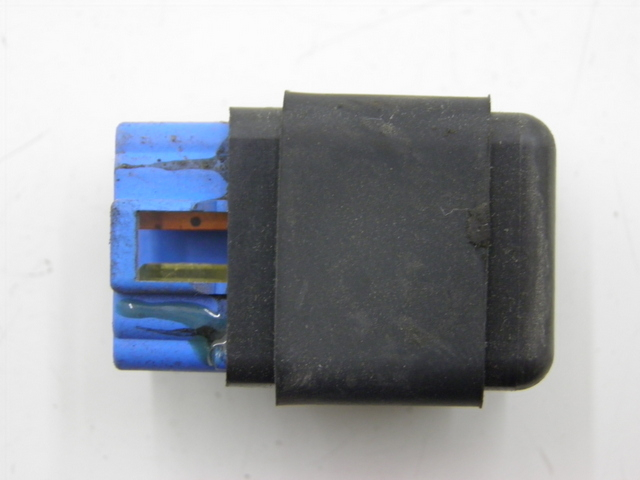photo de RELÉ ELÉTRICO YAMAHA XJS DIVERSION 600 (1997 - 1999) - Vista principal