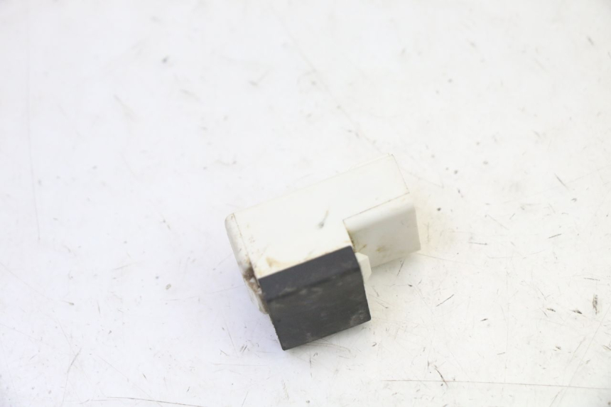 photo de RELÉ ELÉTRICO YAMAHA YFM BRUIN 350 (2003 - 2009) - Zoom do estado de desgaste