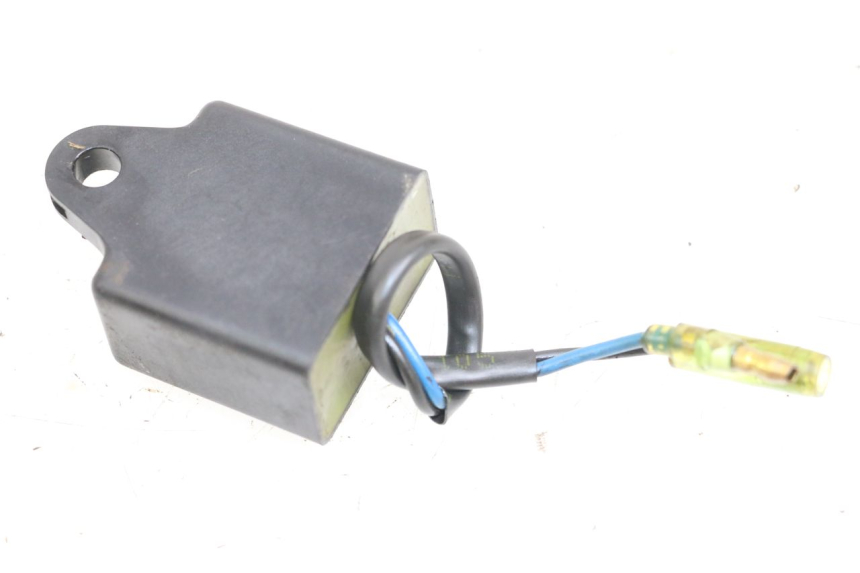 photo de RELÉ ELÉTRICO YAMAHA YN NEO'S 50 (1997 - 2004) - Detalhe da peça