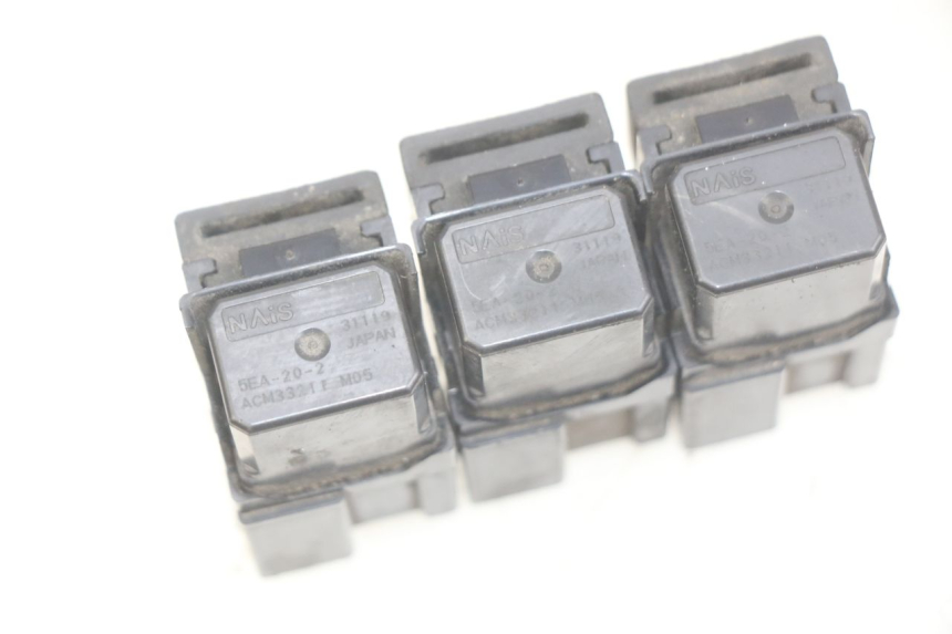 photo de RELÉ ELÉTRICO YAMAHA YP MAJESTY 400 (2004 - 2008) - Detalhe da peça