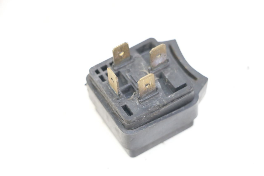 photo de RELÉ ELÉTRICO YAMAHA YP MAJESTY 125 (2007 - 2010) - Zoom do estado de desgaste