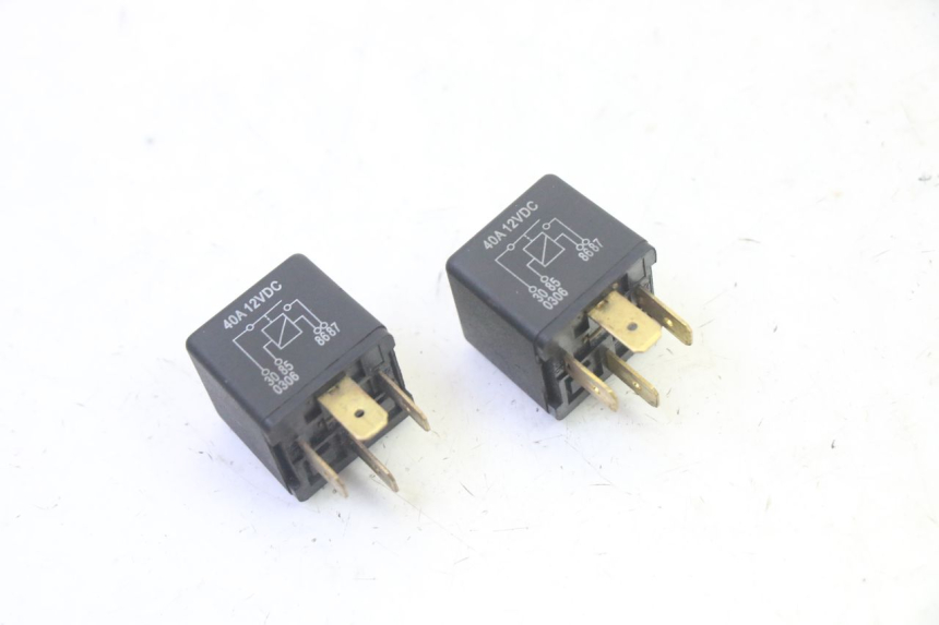 photo de RELÉ ELÉTRICO YAMAHA YP MAJESTY 125 (2007 - 2010) - Zoom do estado de desgaste