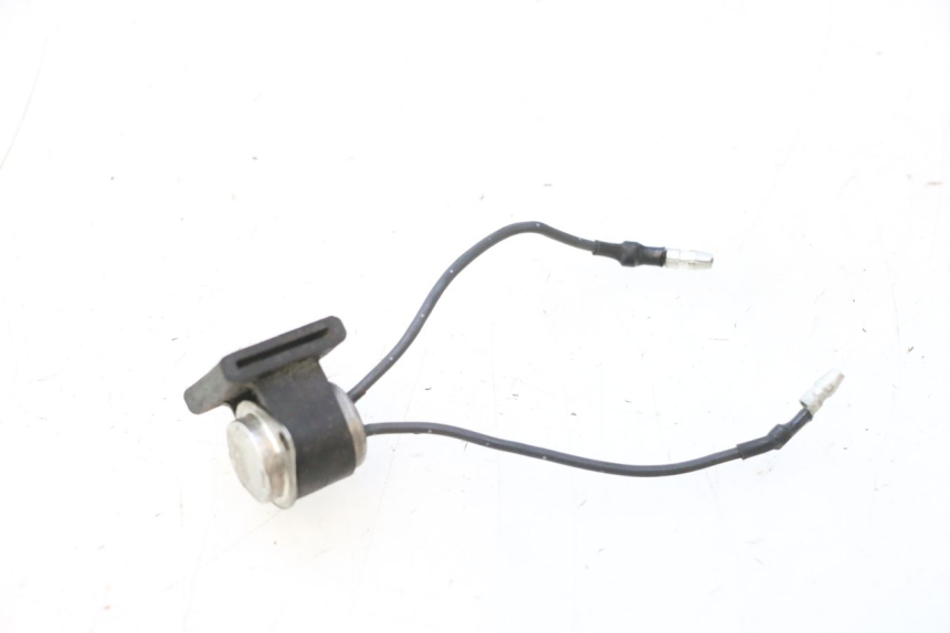 photo de RELÉ ELÉTRICO YAMAHA YP MAJESTY 125 (1998 - 2001) - Zoom do estado de desgaste