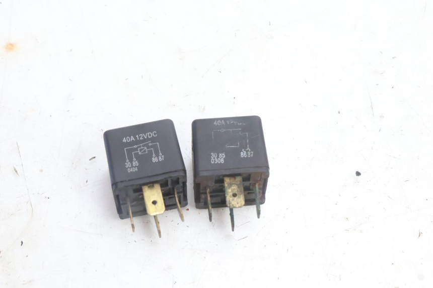 photo de RELÉ ELÉTRICO YAMAHA YP MAJESTY 125 (2007 - 2010) - Detalhe da peça