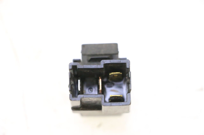 photo de RELÉ ELÉTRICO YAMAHA YZF R6 600 (2008 - 2009) - Detalhe da peça