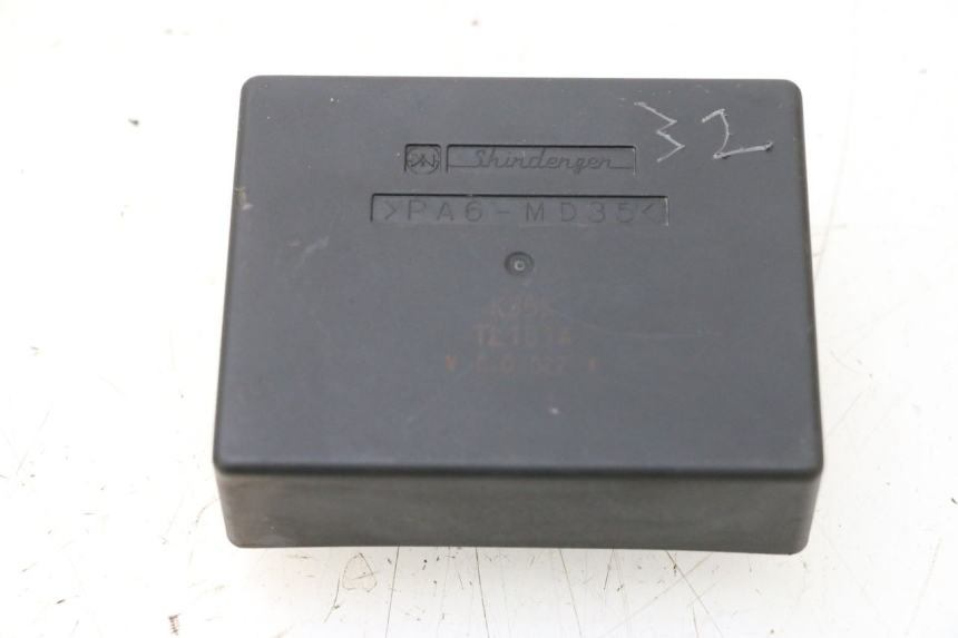 photo de RELÉ FAROL HONDA PCX (JF57/JF64) 125 (2014 - 2018) - Ampliação técnica