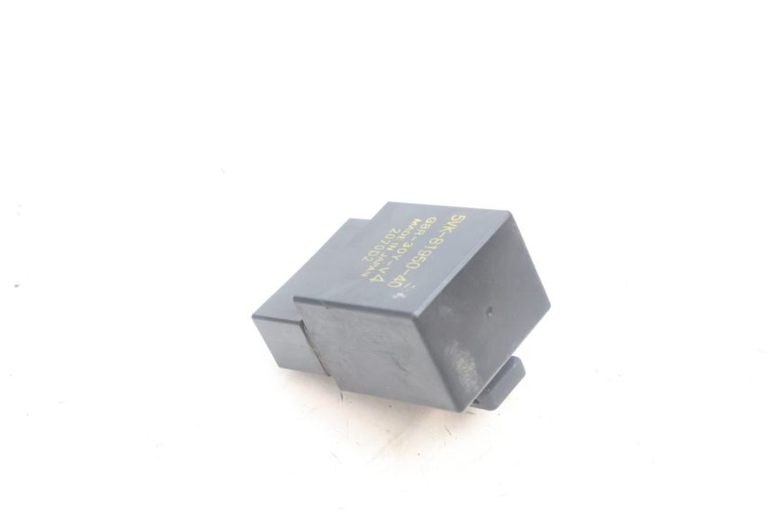 photo de RELÉ DA BOMBA DE COMBUSTÍVEL YAMAHA FZ8 800 (2010 - 2016) - Zoom do estado de desgaste