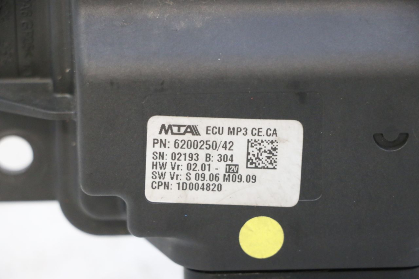 photo de RELÉ ROLL LOCK PIAGGIO MP3 HPE 310 (2024 - 2025) - Vista geral