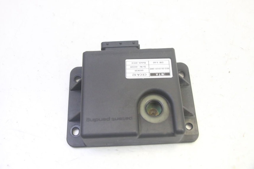 photo de RELÉ ROLL LOCK PIAGGIO MP3 HPE 350 (2018 - 2020) - Zoom do estado de desgaste