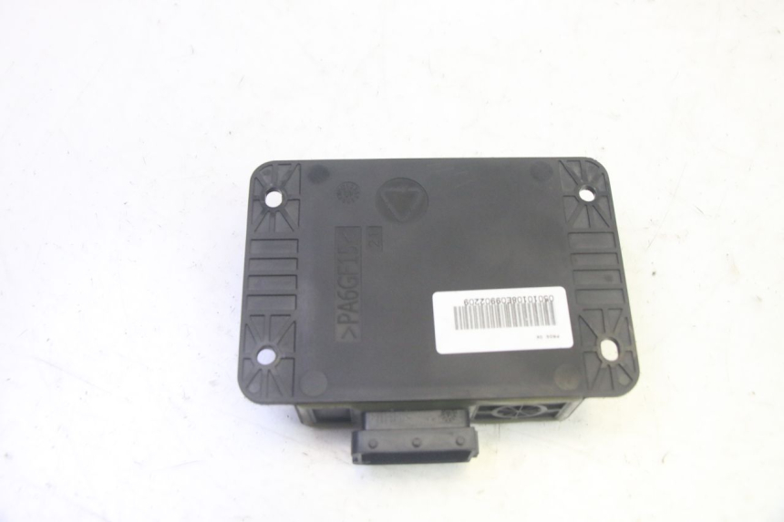 photo de RELÉ ROLL LOCK PIAGGIO MP3 HPE 350 (2018 - 2020) - Outro ângulo de visão