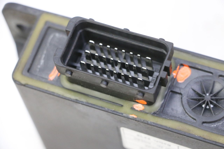photo de RELÉ ROLL LOCK PIAGGIO MP3 RL 250 (2006 - 2010) - Ampliação técnica