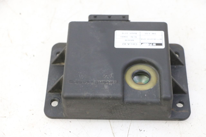 photo de RELÉ ROLL LOCK PIAGGIO MP3 RL 250 (2006 - 2010) - Vista geral