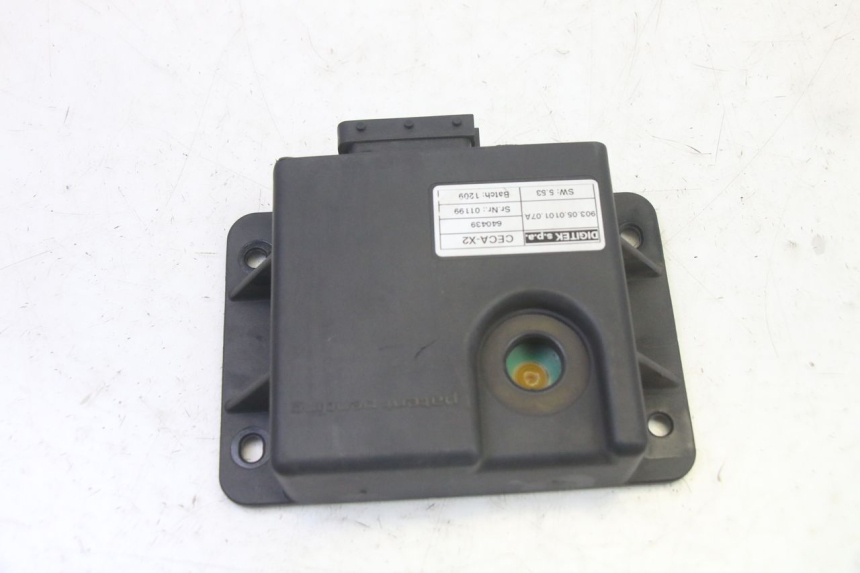 photo de RELÉ ROLL LOCK PIAGGIO MP3 RL 250 (2006 - 2010) - Zoom do estado de desgaste