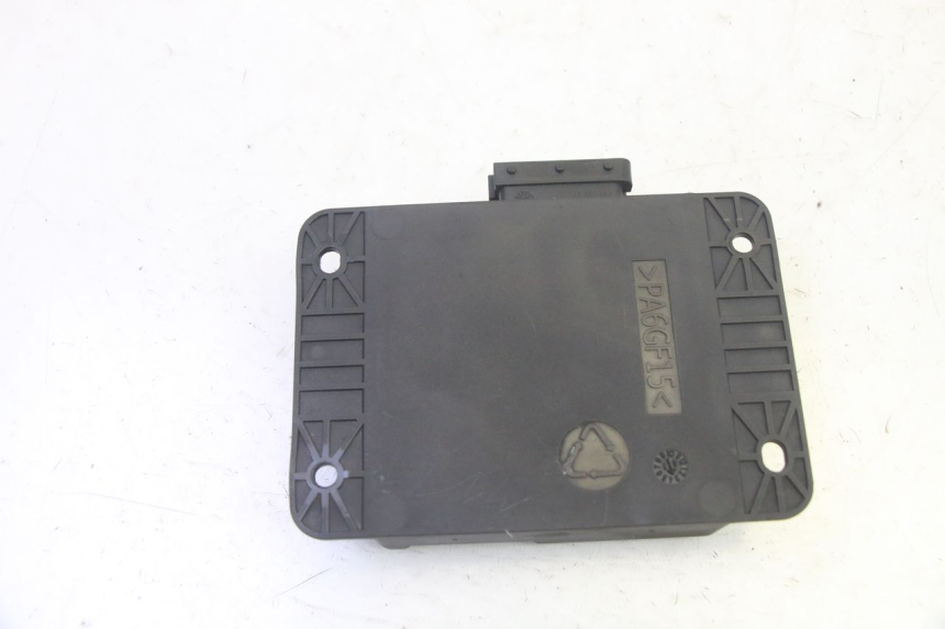 photo de RELÉ ROLL LOCK PIAGGIO MP3 125 (2006 - 2014) - Ampliação técnica