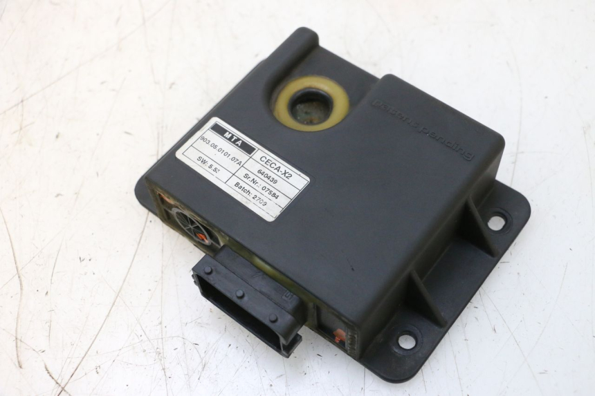 photo de RELÉ ROLL LOCK PIAGGIO MP3 RL 250 (2006 - 2010) - Vista geral