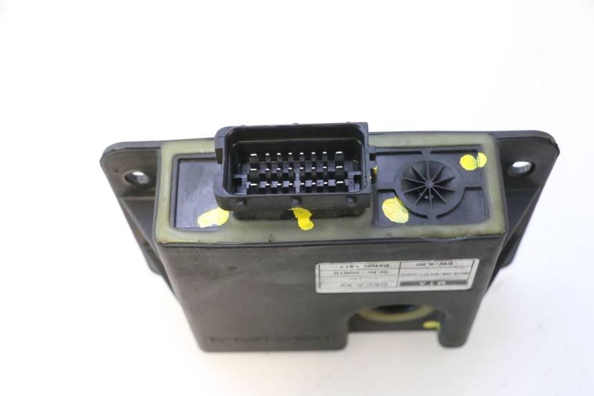 photo de RELÉ ROLL LOCK PIAGGIO MP3 500 (2016 - 2018) - Ampliação técnica