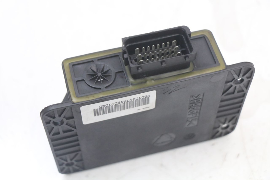 photo de RELÉ ROLL LOCK PIAGGIO MP3 LT 400 (2007 - 2012) - Outro ângulo de visão