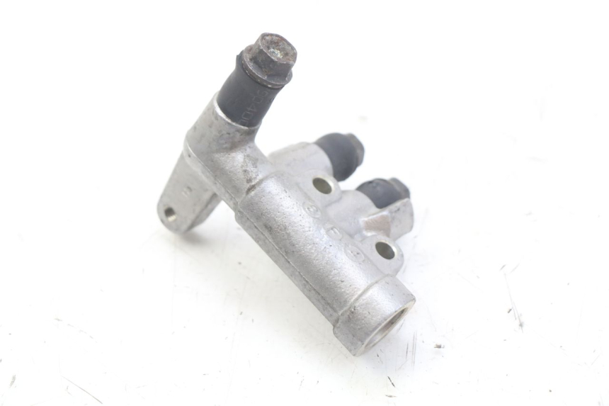 photo de DISTRIBUIDOR DE FREIO HONDA FES PANTHEON 2T 125 (1998 - 2002) - Detalhe da peça