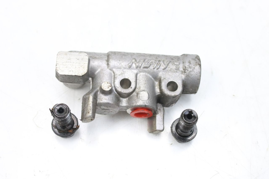 photo de DISTRIBUIDOR DE FREIO HONDA FES S-WING SWING ABS 125 (2007 - 2015) - Outro ângulo de visão