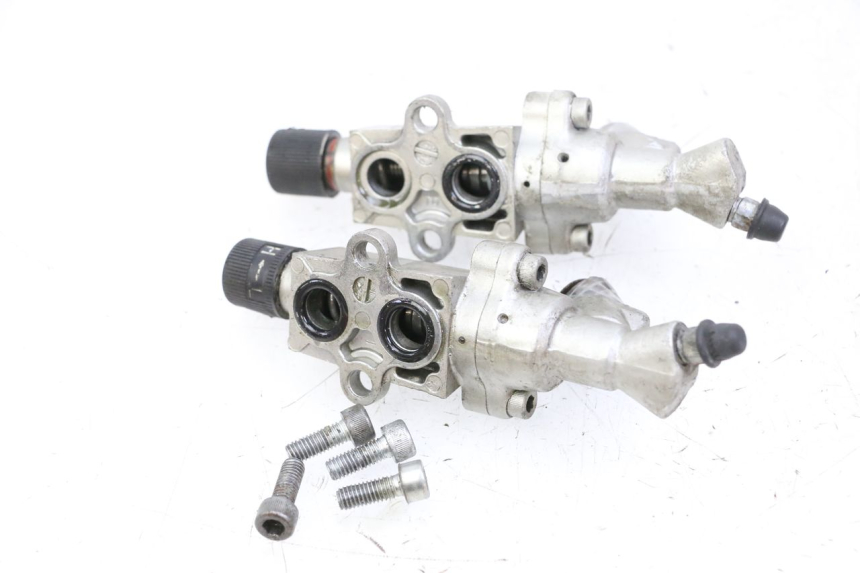 photo de DISTRIBUIDOR DE FREIO YAMAHA FJ 36Y 1100 (1984 - 1985) - Detalhe da peça