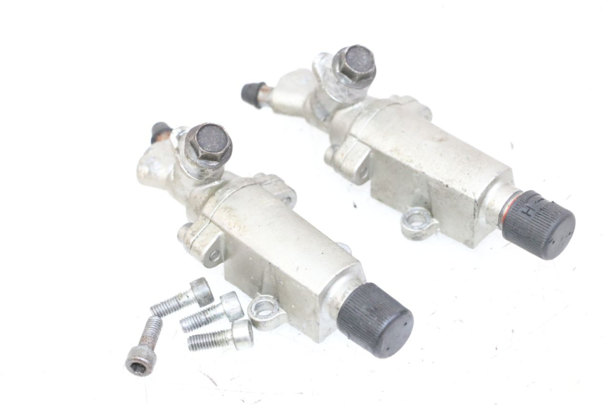 photo de DISTRIBUIDOR DE FREIO YAMAHA FJ 36Y 1100 (1984 - 1985) - Vista geral