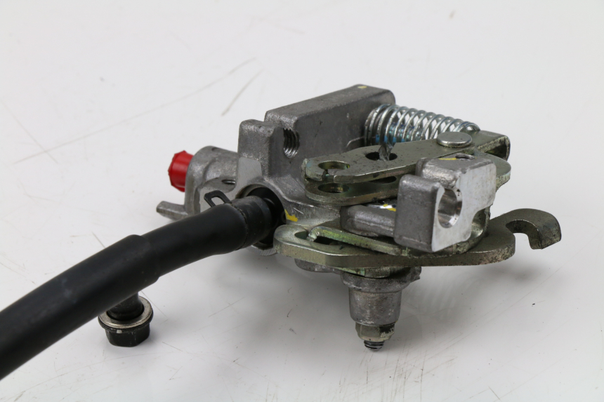 photo de DISTRIBUIDOR DE FREIO HONDA PCX (JF28) 125 (2009 - 2011) - Pontos de fixação