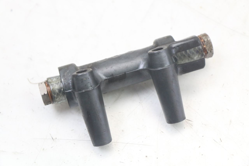 photo de DISTRIBUIDOR DE FREIO KAWASAKI GTR 1000 (1994 - 2004) - Vista principal