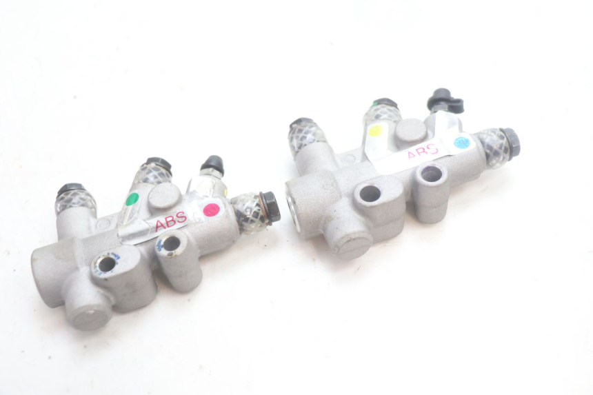 photo de DISTRIBUIDOR DE FREIO PIAGGIO MP3 HPE 530 (2022 - 2026) - Zoom do estado de desgaste