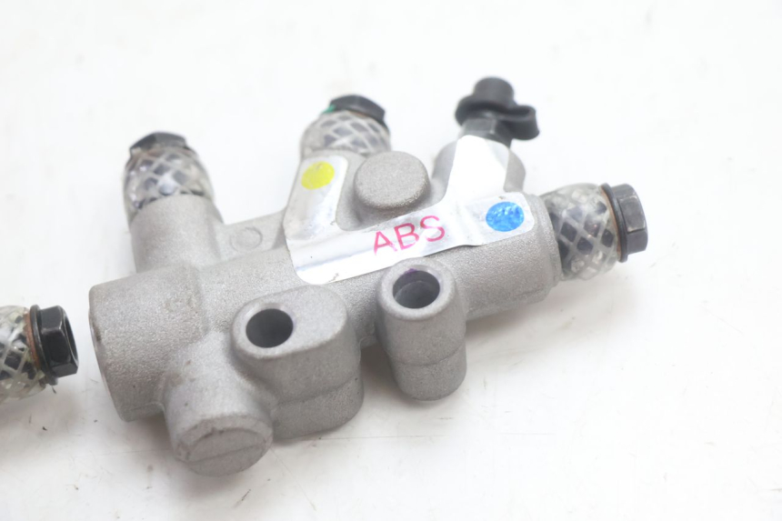photo de DISTRIBUIDOR DE FREIO PIAGGIO MP3 HPE 530 (2022 - 2026) - Ampliação técnica