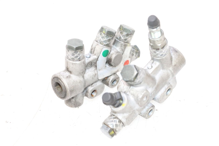 photo de DISTRIBUIDOR DE FREIO PIAGGIO MP3 RL 250 (2006 - 2010) - Detalhe da peça